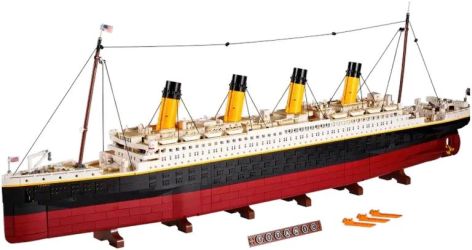 LEGO ICONS Titanic (10294)
