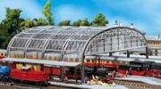 Faller Bahnhofshalle 222127