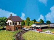 Faller Bahnübergang mit Stellwerk 222170