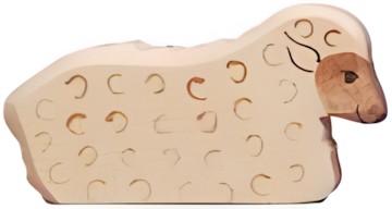 Holztiger Schaf liegend